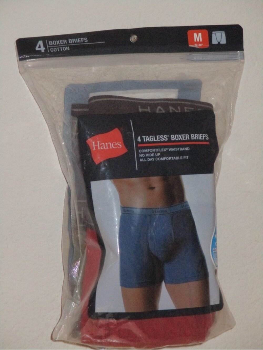 Hanes Lot of 4 Tagless Boxer Briefs Size Medium Comfortable Waistband New Packag